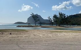Lakaz Tropical
